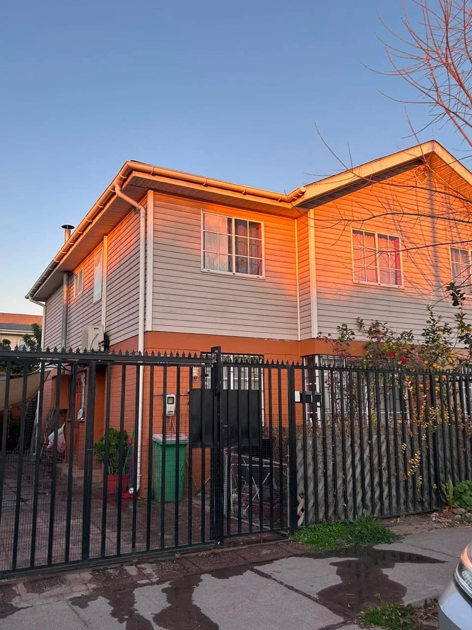 Casa en Condominio Cerrado (4D + 3B + Estacionamiento) en Puente Alto